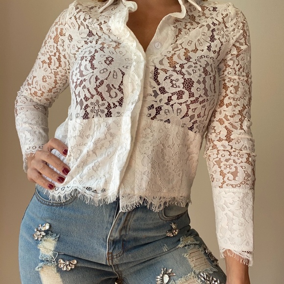 Lace top - Picture 1 of 7